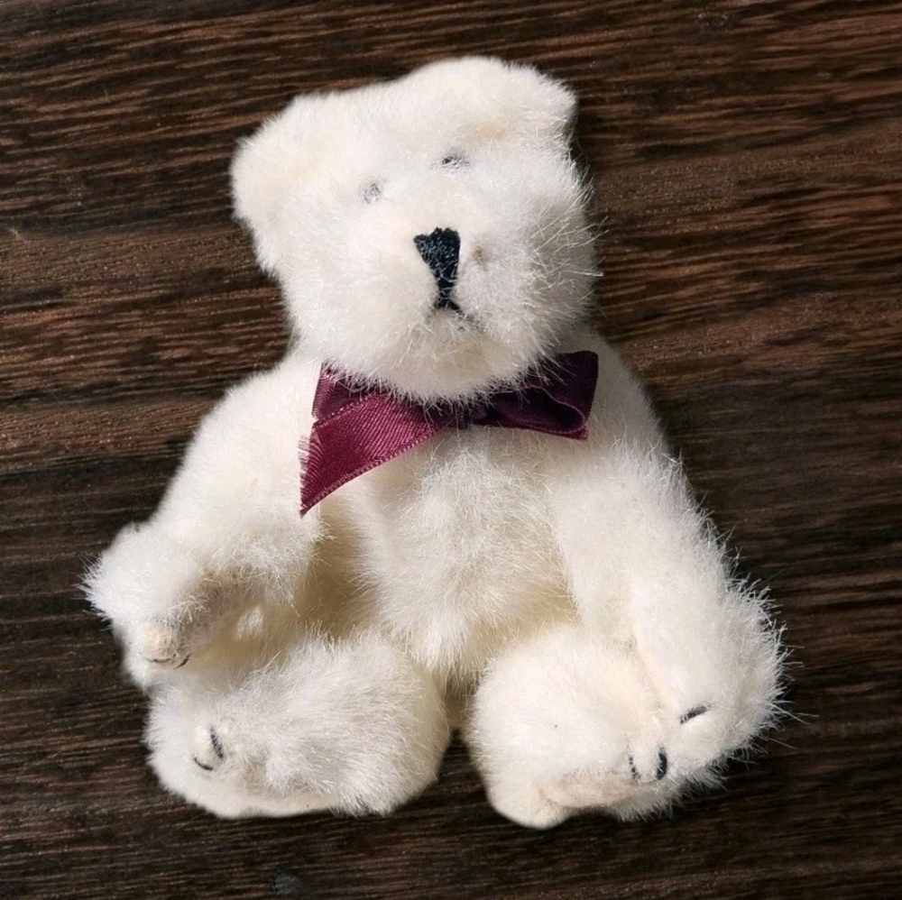 Boyds Collection Ltd Plush White Teddy Bear 4" Sitting Vintage Small Toy
